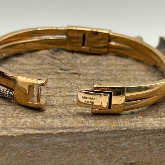 Michael Kors Rose Gold Pave Crystal Hinged Bangle Bracelet, Perfect Condition - Picture 5 of 9